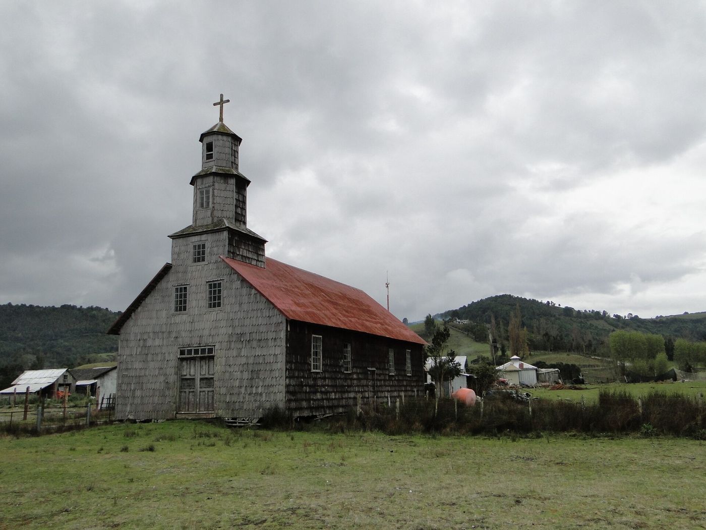 Iglesia Chullec, Quinchao, Chiloé, Chile - panoramio