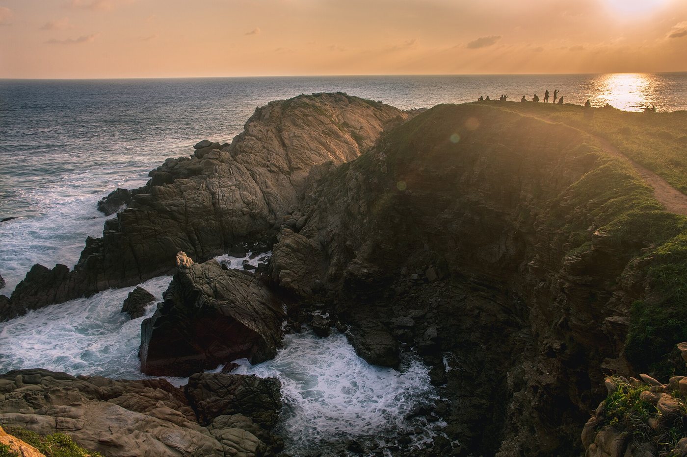 Atardecer en Punta Cometa