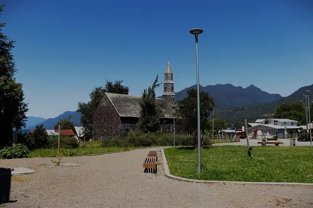 Iglesia de Cochamó