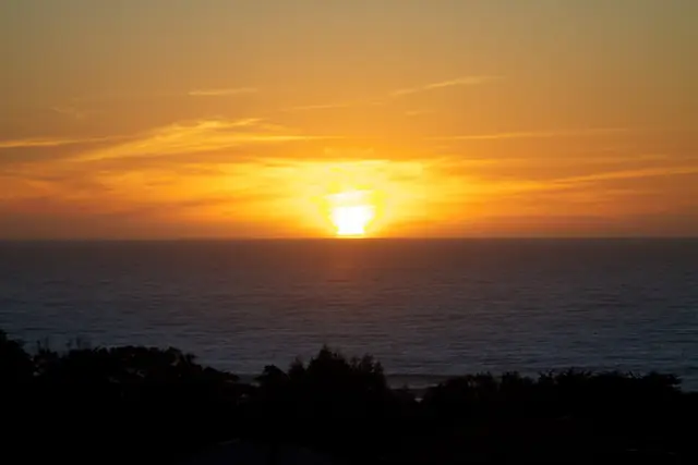 Chile - Pichilemu 07 - gorgeous sunsets into the ocean (6967976735)