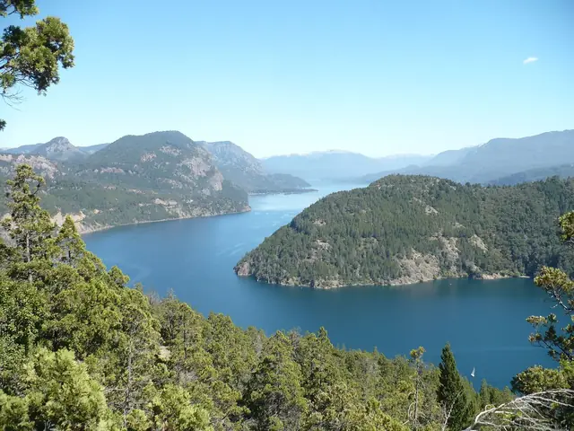 Lago Lácar en San Martin de los Andes Argentina